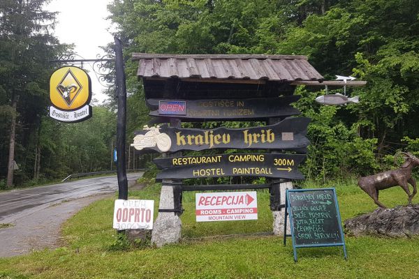 kraljev_hrib_kamniska_bistrica_restaurant_paintball_camping_hostel_rooms_00372A812003-B5B9-CB76-7041-22A151ED3FB0.jpg