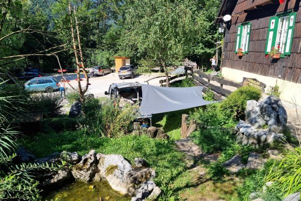 restaurant_camping_paintball_recreation_motorhome_alps_kraljev_hrib_kamniska_bistrica__43603D1171-6572-D5CE-DC72-FFBF96FF16EE.jpg