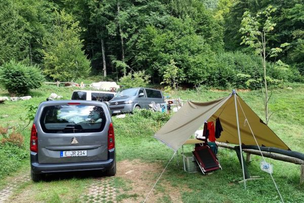 restaurant_camping_paintball_recreation_motorhome_alps_kraljev_hrib_kamniska_bistrica__552E04E228-253D-5D4D-5A50-4505A712C490.jpg
