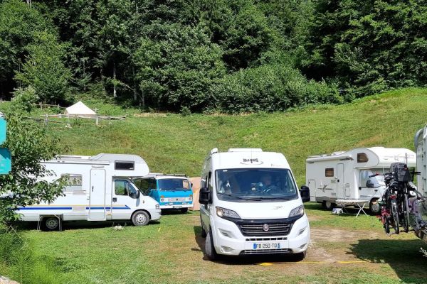 restaurant_camping_paintball_recreation_motorhome_alps_kraljev_hrib_kamniska_bistrica__9684F9882D-1F21-0E18-3D8D-958160310A30.jpg