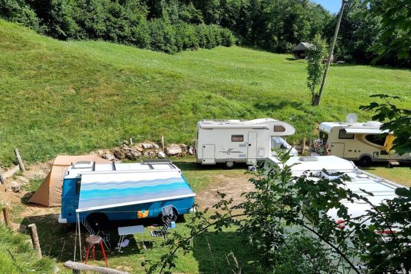 restaurant_camping_paintball_recreation_motorhome_alps_kraljev_hrib_kamniska_bistrica__97B539BFD5-D43F-970B-4DE4-1B00824E17D6.jpg